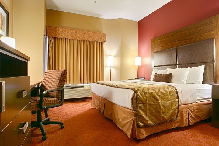 Room 11 of 15