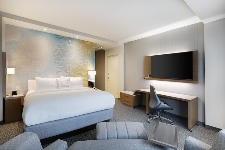 Room 22 of 58