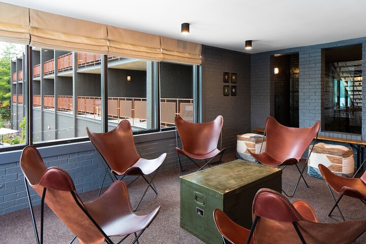 Rhodes Motor Lodge