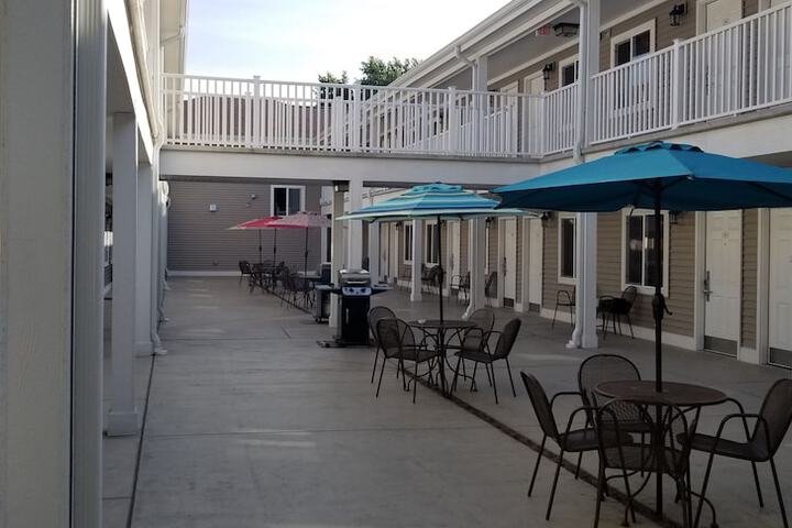 Property Grounds 31 of 31