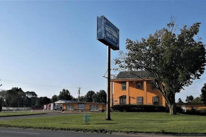 Midtown Motel Burlington Near Hwy 34