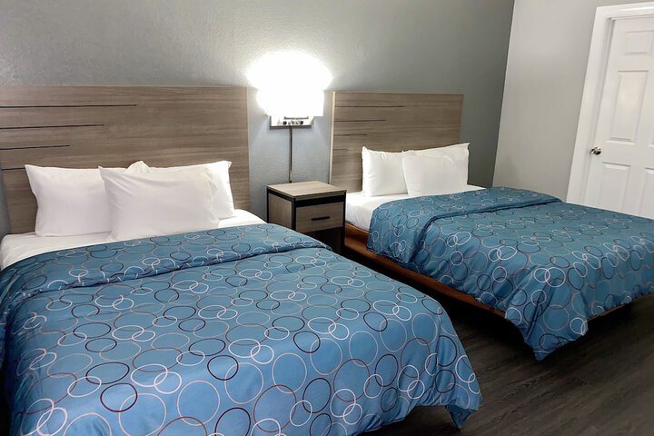 Budget Host Inn