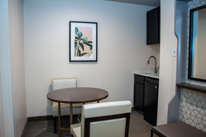 Holiday Inn Metairie New Orleans by IHG