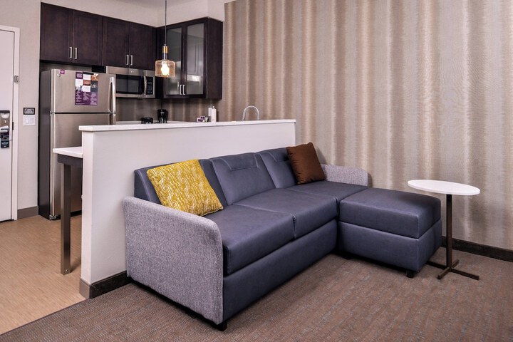 Room 34 of 55