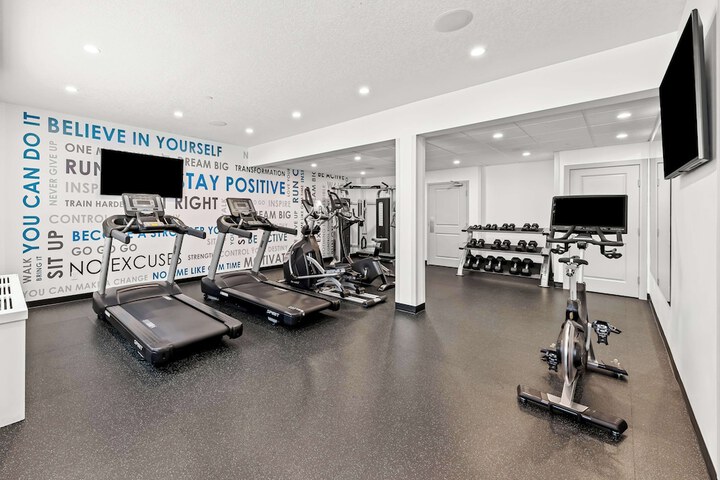 Best Western Plus Airdrie Gateway