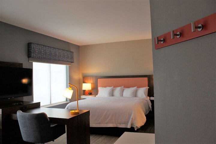 Room 46 of 63