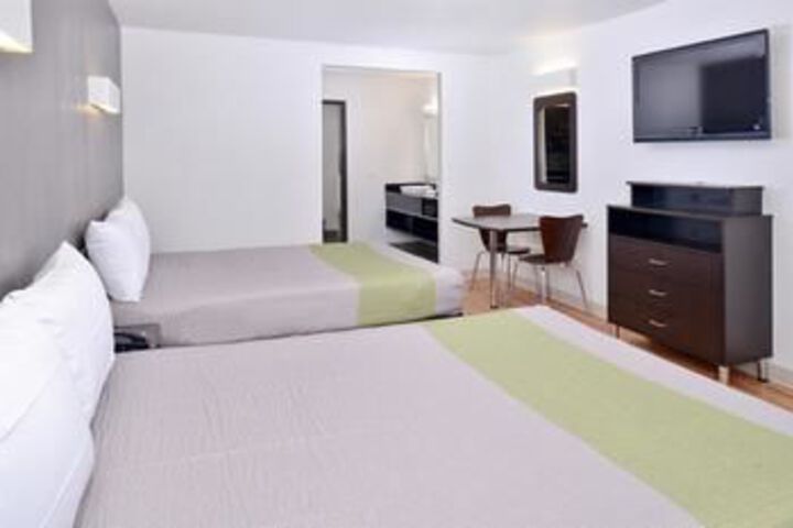 Budget Inn & Suites Commerce