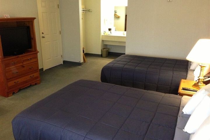 Room 10 of 44