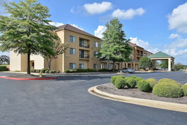 Hotel 3 of 33