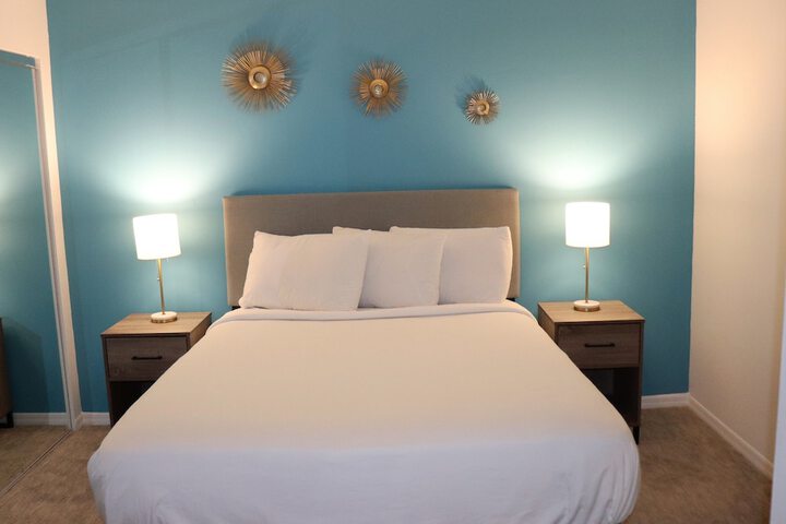 Room 18 of 32