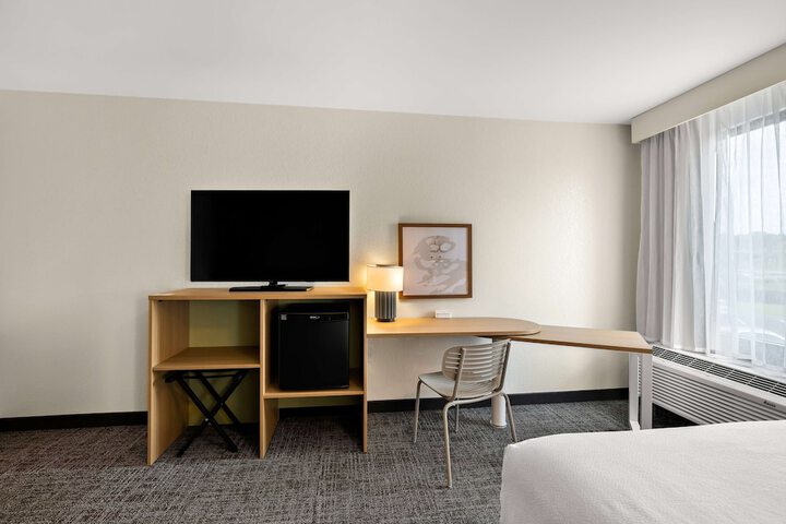 Room 37 of 53