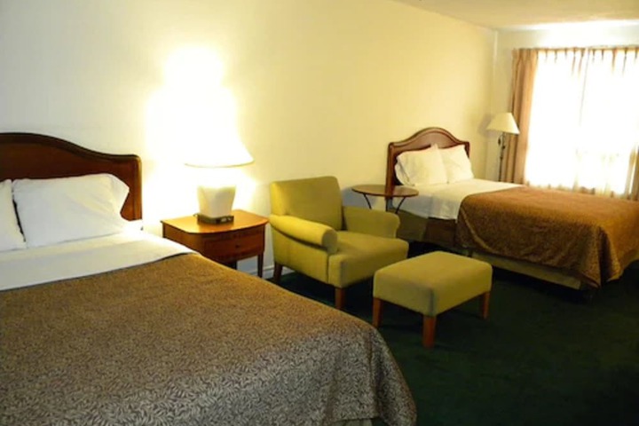 Room 21 of 31