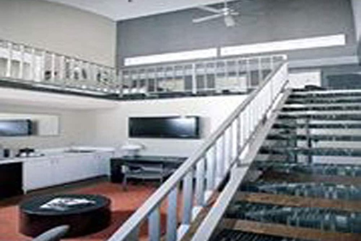 Room 35 of 63
