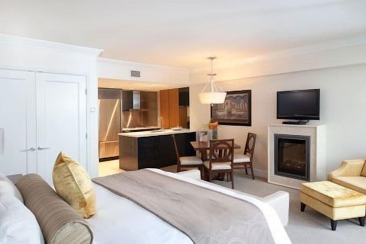 Room 16 of 45