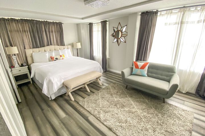 Room 22 of 65