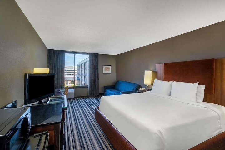 Travelodge by Wyndham Memphis Airport / Graceland