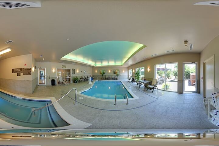 Pool 10 of 69