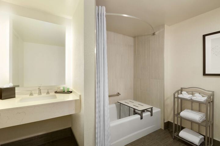 Hilton Greenville