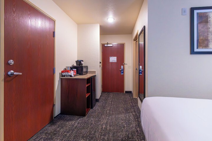 Cobblestone Inn & Suites – Big Lake
