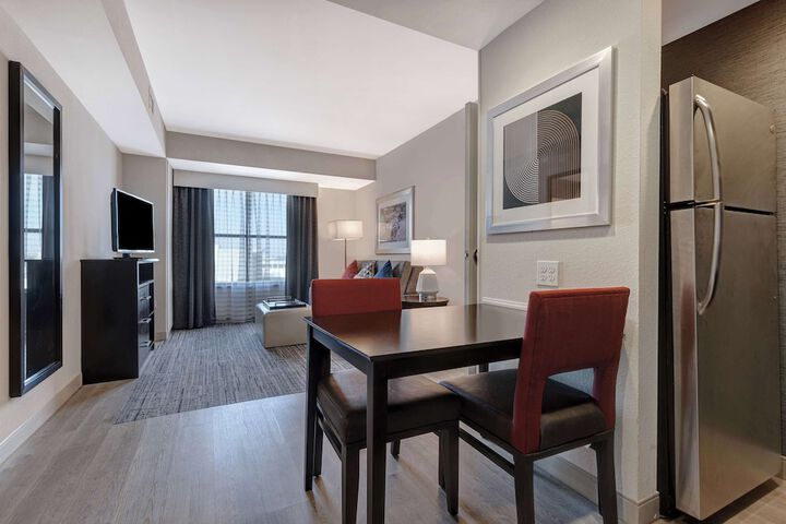 Room 52 of 84