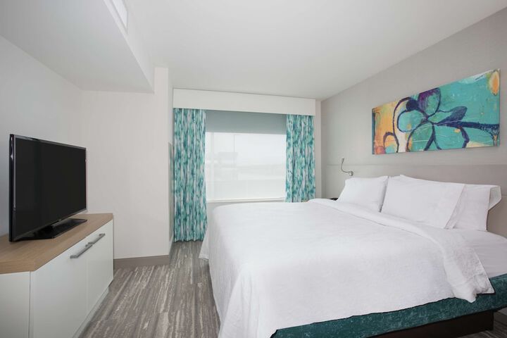 Room 16 of 39