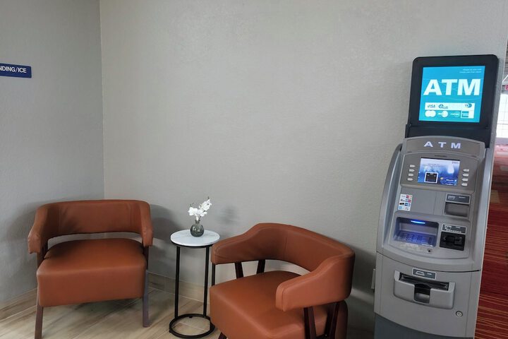 Microtel Inn & Suites by Wyndham Claremore