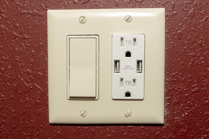 Room 10 of 30