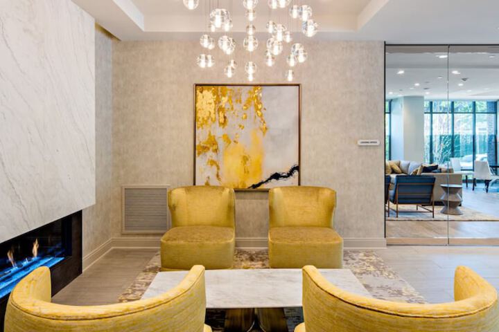 Kings Point Lux Suites