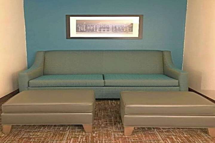 Room 11 of 42