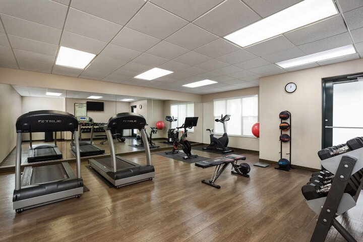 Hawthorn Extended Stay by Wyndham Naples