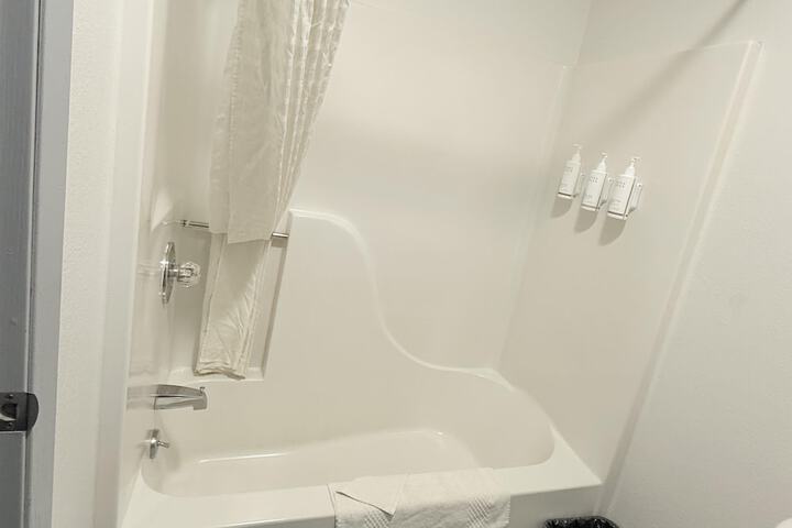 Travelodge by Wyndham Lamoni