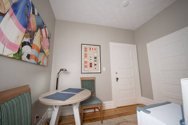 Room 36 of 40
