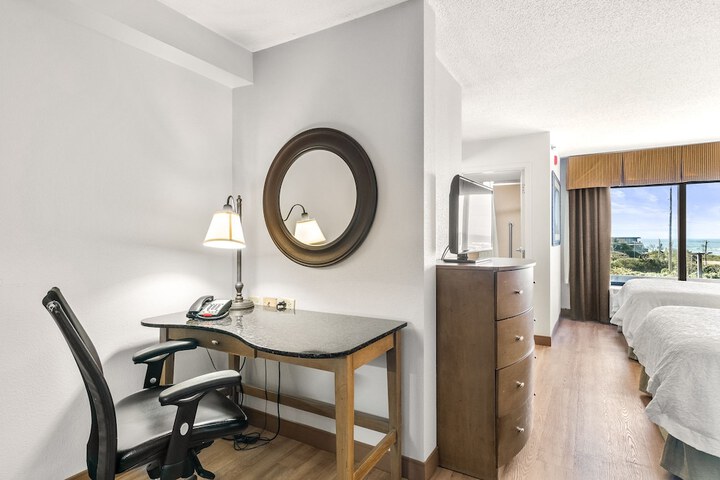 Room 26 of 39