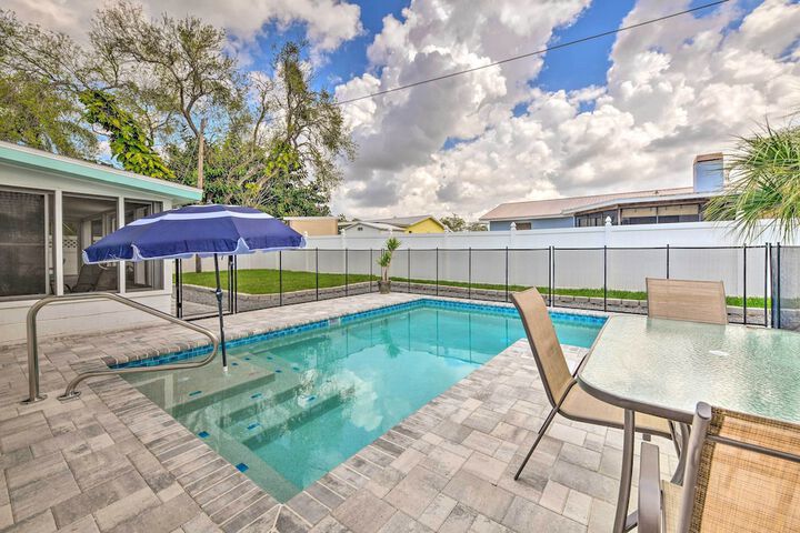 Apollo Beach Gem w / Pool: the Flamingo House'