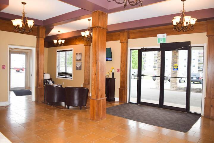Hotel Interior 20 of 97