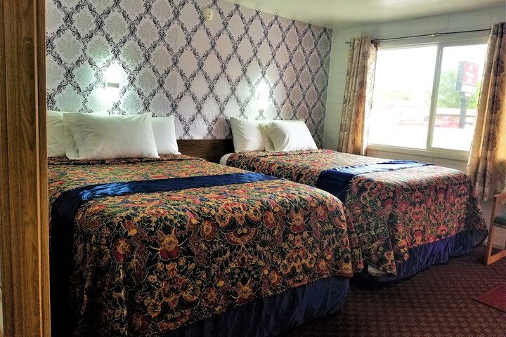 Room 14 of 22