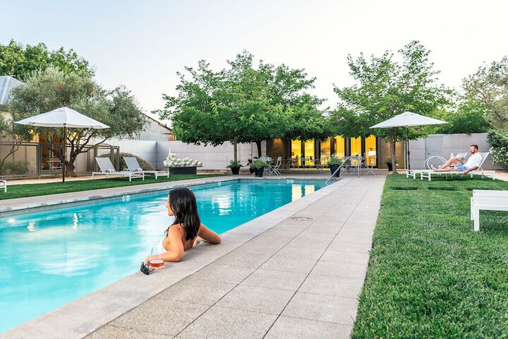 Pool 6 of 34