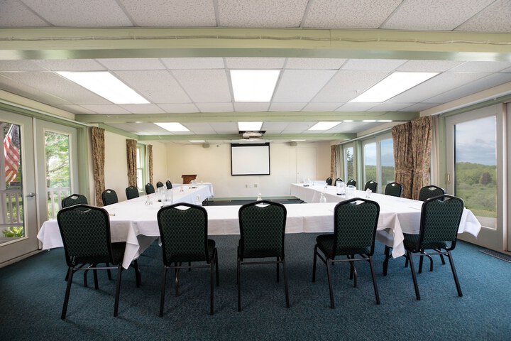 Meeting 104 of 191