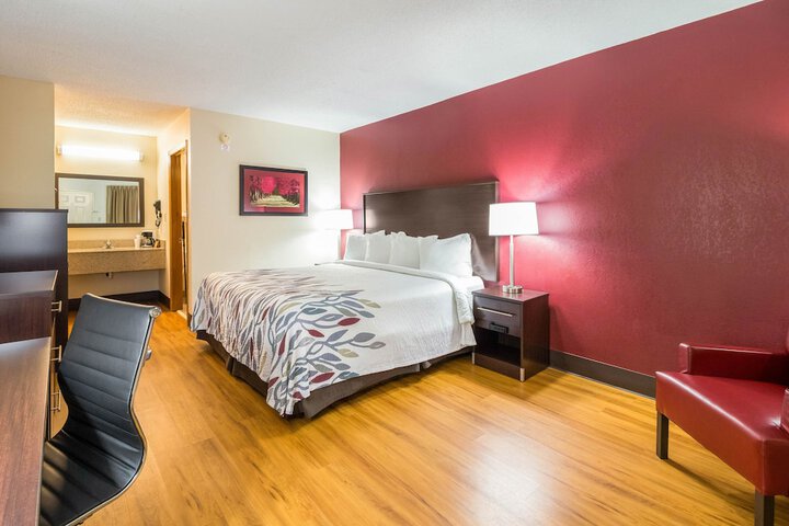 Room 18 of 26