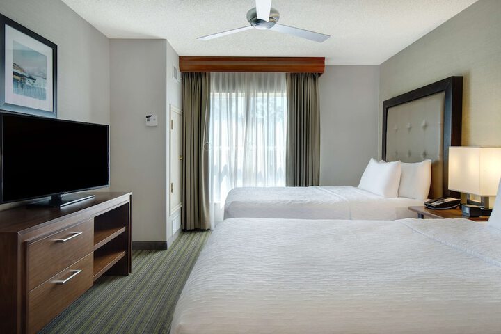 Room 48 of 71