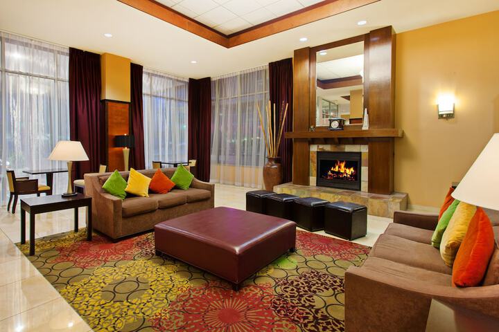Hotel 4 of 39