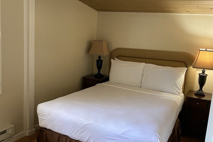 Room 74 of 88