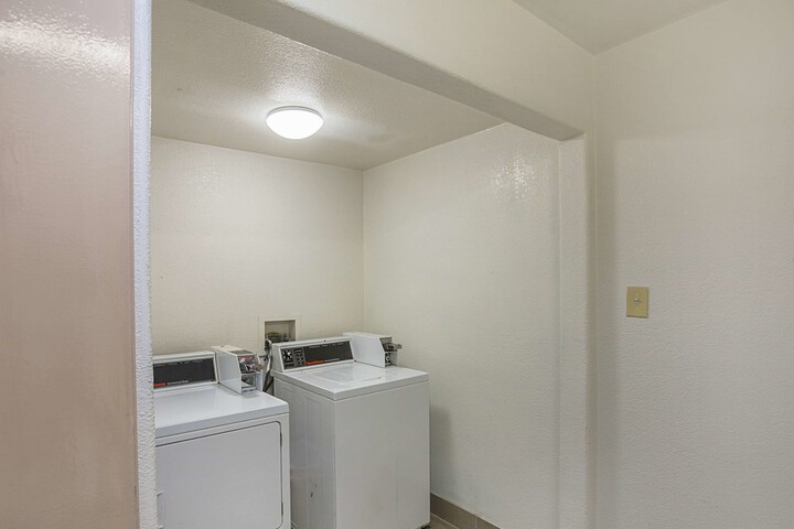 Room 14 of 30
