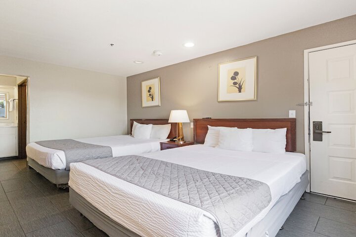 Budget Inn and Suites