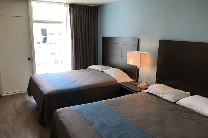 Room 22 of 27