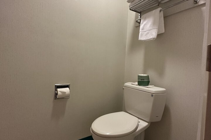 Timberland Inn & Suites