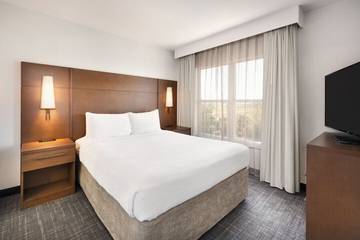 Residence Inn by Marriott Daytona Beach Speedway / Airport