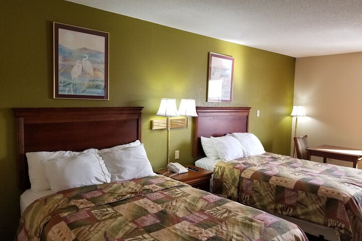 Briarwood Inn