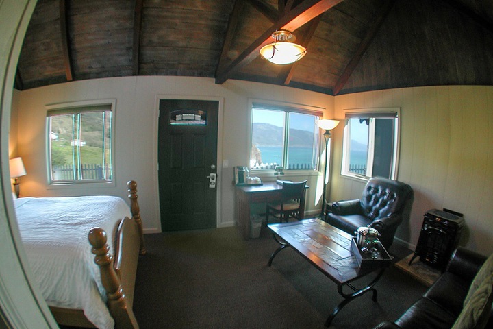 Room 36 of 43