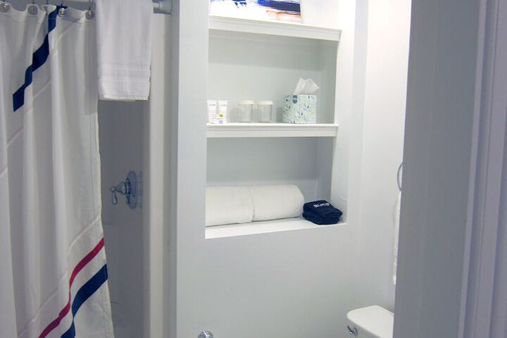 Room 37 of 72
